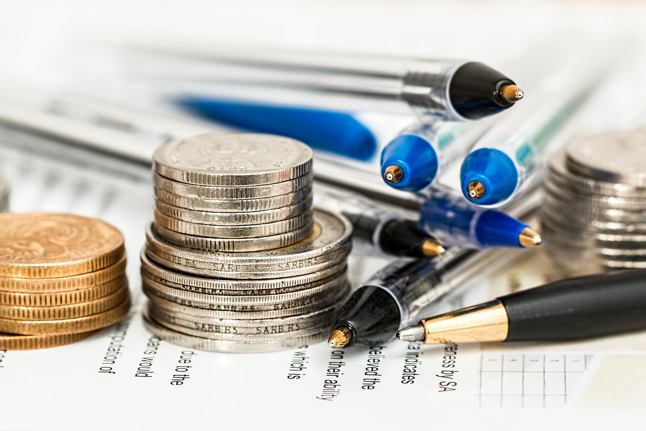 découvrez les meilleures stratégies d'optimisation fiscale pour réduire vos impôts légalement et maximiser vos revenus.